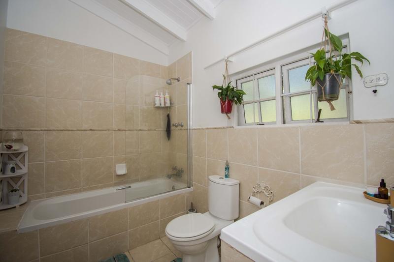 To Let 1 Bedroom Property for Rent in Briza Western Cape